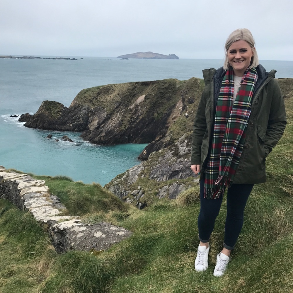 Meet your Posher, Alex